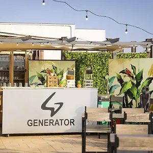  Hostel Generator Italy