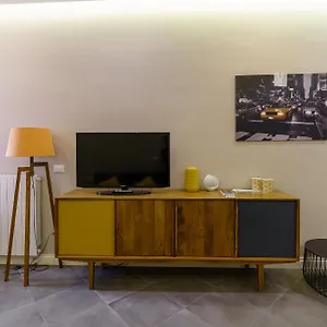 https://felt-in-love-in-catania.taorminaitalyhotels.com